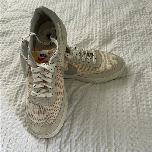 Nike Killshot Sneakers in Beige and Light Gray excellent condition - Picture 6 of 11